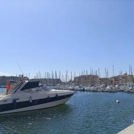 T2 Rdc Avec Terrasse, Piscine & Parking - Proche Vieux Village De - Fr-1-796-20 Appartamento *